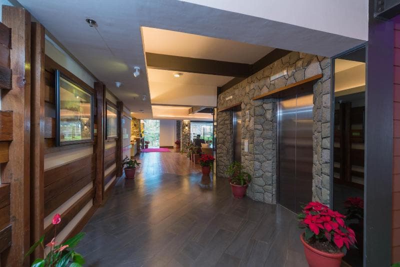 Grand Sierra Pines Hotel 4