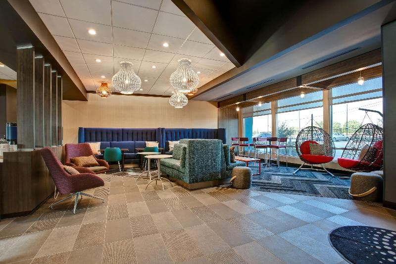 Tru by Hilton Grand Prairie 5