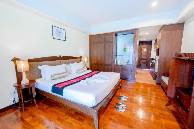 Le Casa Bang Saen Hotel 4