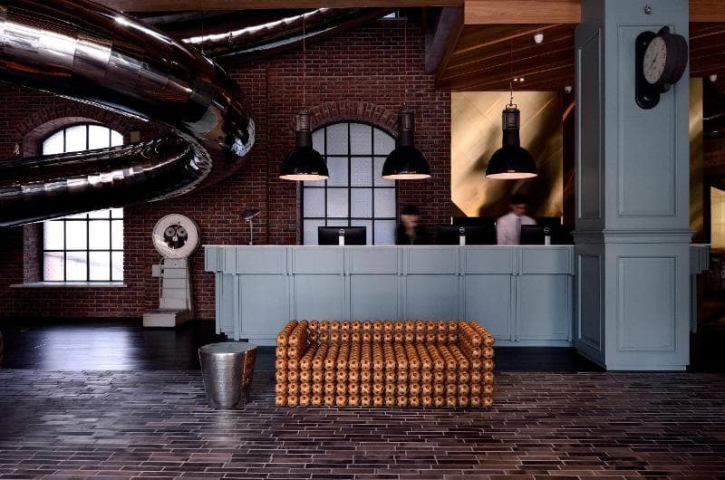 Reddot Hotel 2