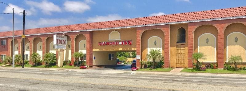 Diamond Inn 3