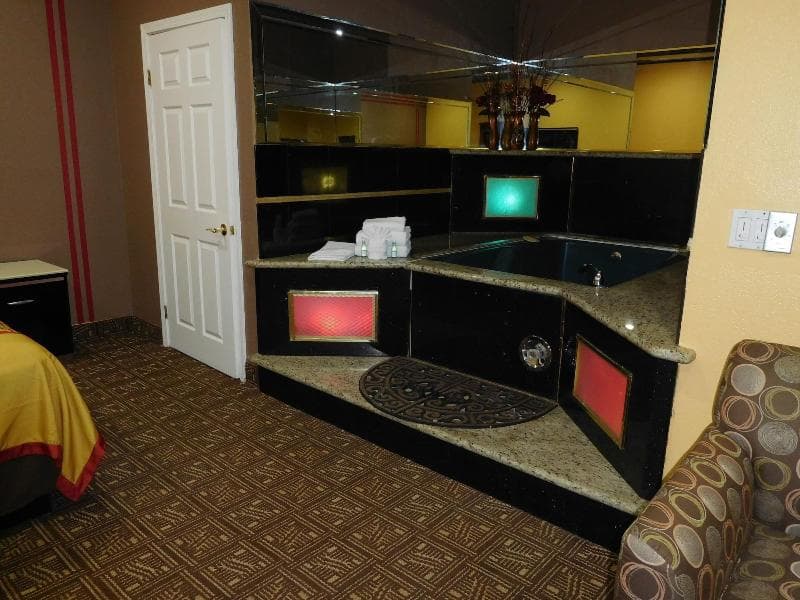 Diamond Inn 1