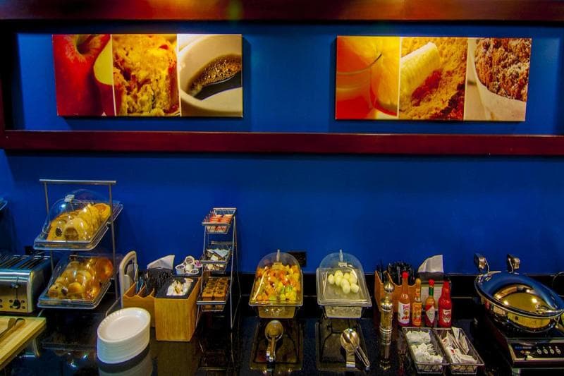 Fairfield Inn & Suites Visalia Tulare 2