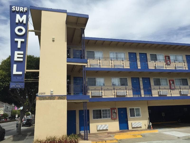Surf Motel 3
