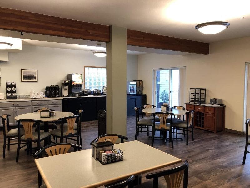Inn At Wecoma 3