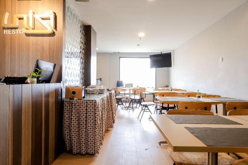 Hotel Unisi Yogyakarta Syariah main