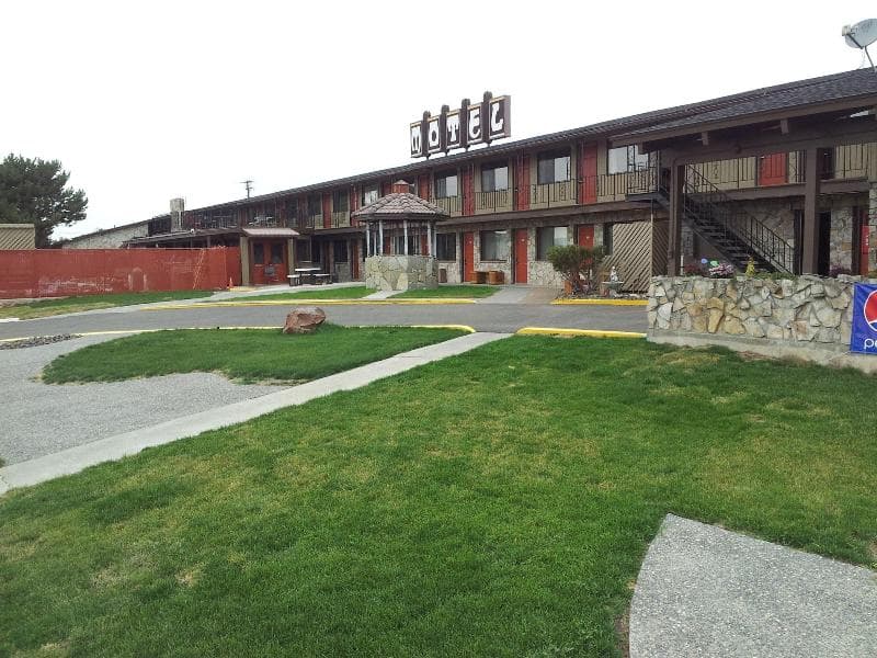 Richland Inn & Suites 3