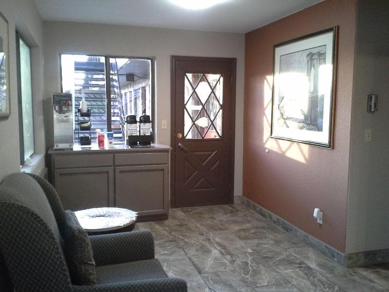 Richland Inn & Suites photo 1