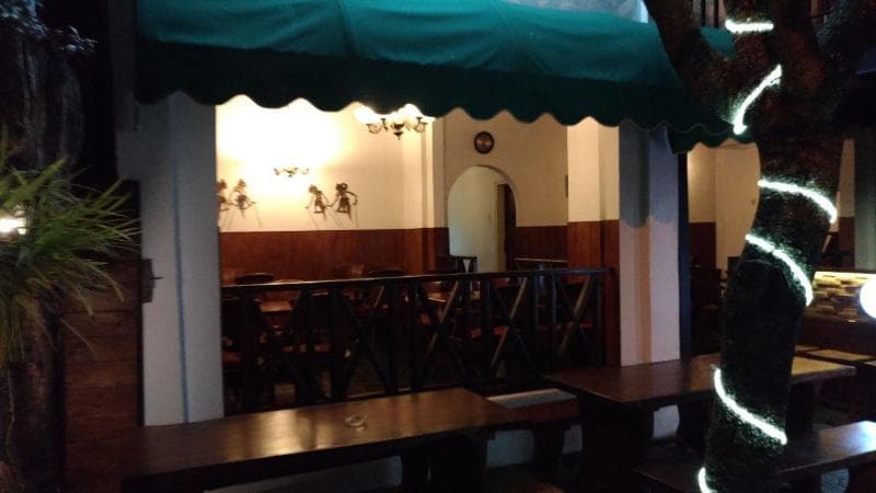 Bladok Losmen & Restaurant 4