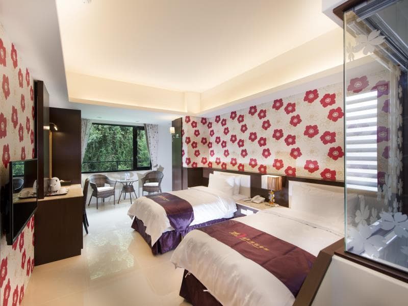 Cherry Feast Resort 4
