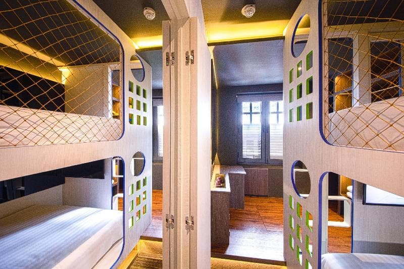 Cube Boutique Capsule Hotel @ Chinatown 5