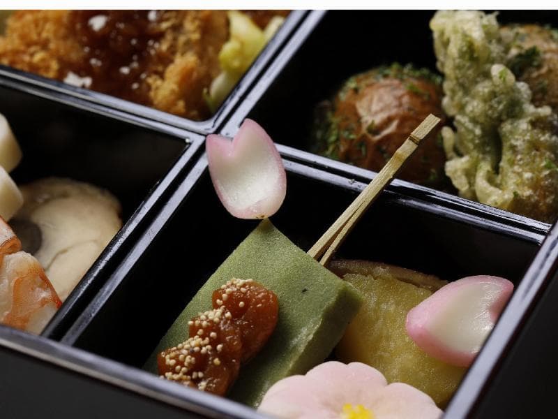 Dormy Inn Premium Osaka Kitahama Hot Springs 2