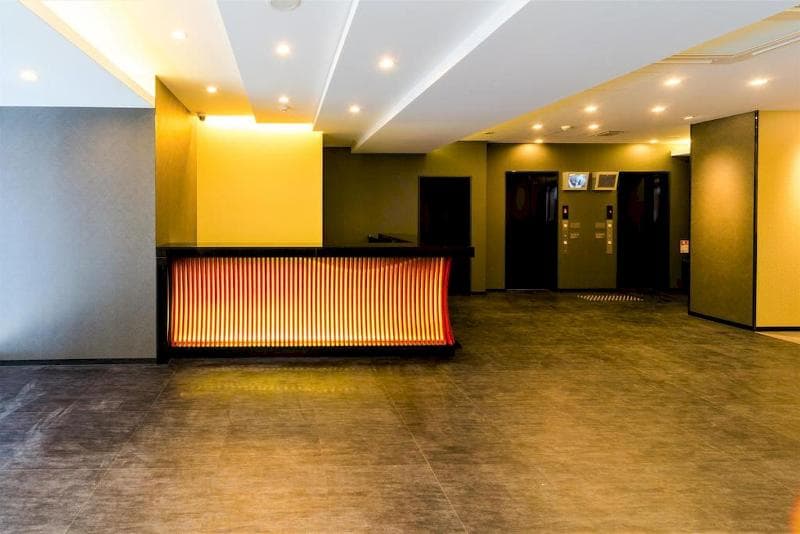 Kuromon Crystal Hotel 3