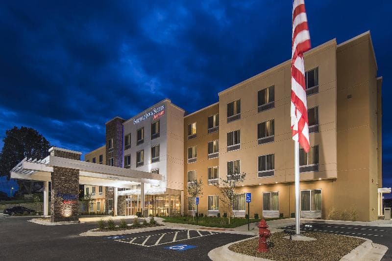 Fairfield Inn & Suites Leavenworth photo 1