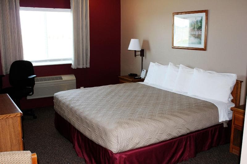 Capri Inn And Suites Of Beatrice 3