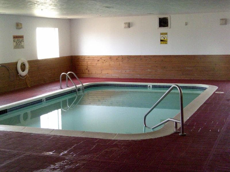 Capri Inn And Suites Of Beatrice photo 1