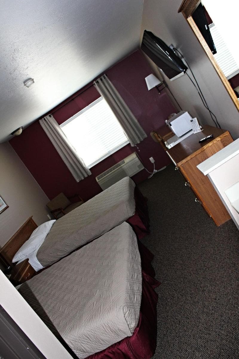 Capri Inn And Suites Of Beatrice 5