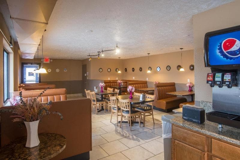 Americas Best Value Inn Lincoln Airport 2