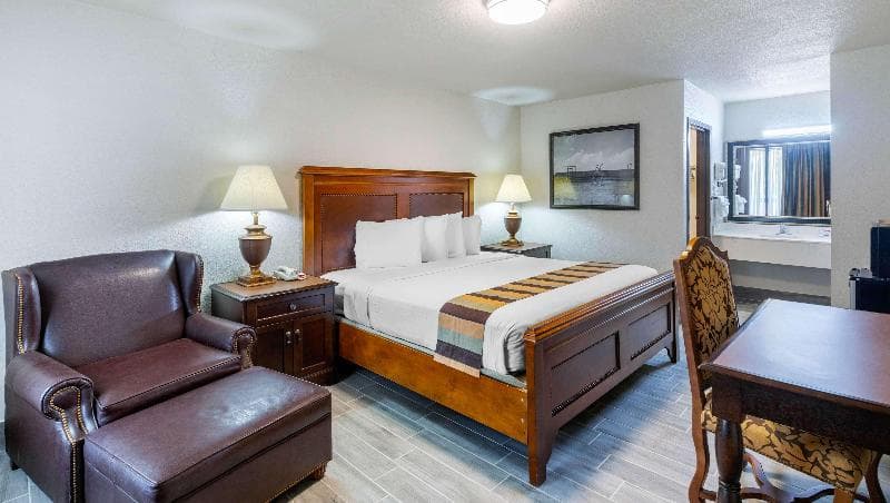Magnuson Grand Hotel And Conference Center Tyler 5