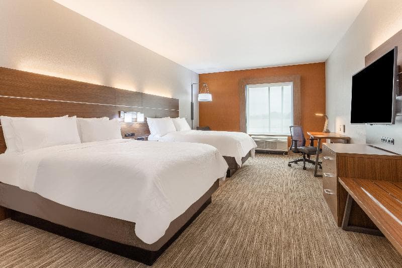 Holiday Inn Express - Kearney 5