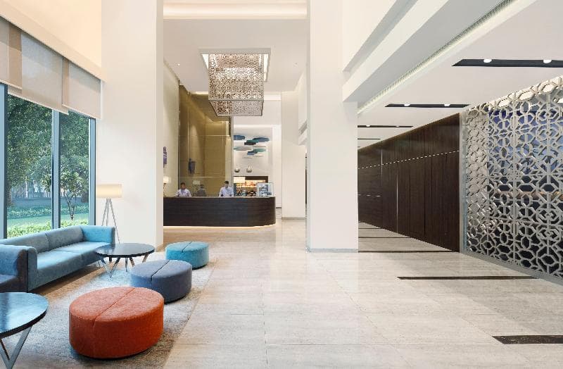 Holiday Inn Express Kolkata Airport 4