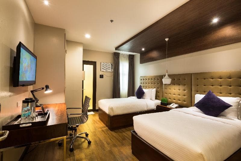 Lenox Hotel 4