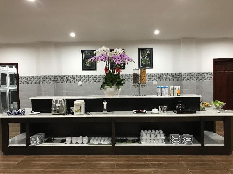 Long Bao Chau Hotel 5
