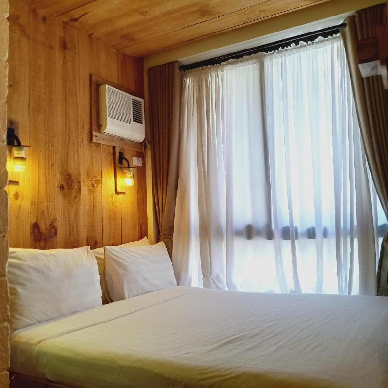 Cabins By Eco Hotel Tagaytay photo 1