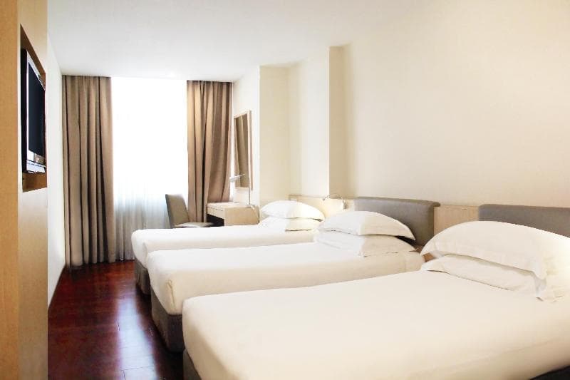Rocana Hotel 2