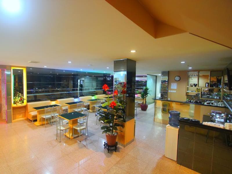 Lovina Inn Penuin main