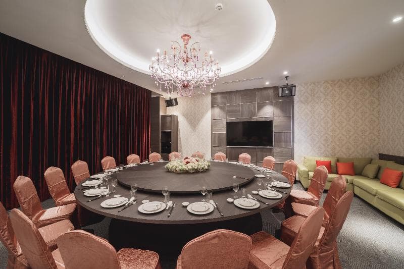 L'arc Hotel 4