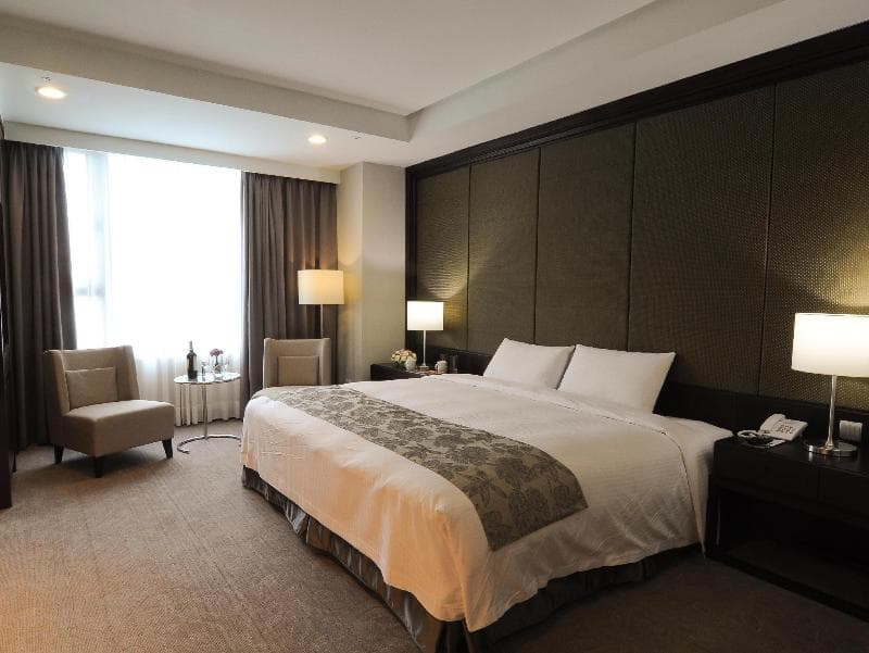 Best Hotel 4