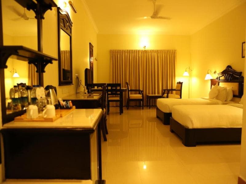 Hotel Airlink Castle photo 1