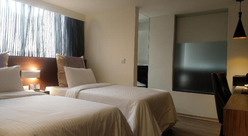 Sun Hotel 5
