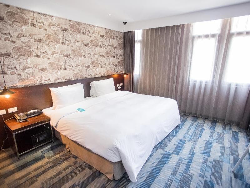Khan Hotel main