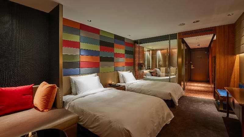H2o Hotel 5