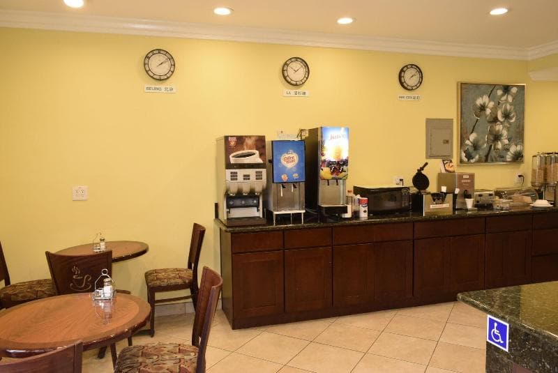 Garden Inn 3
