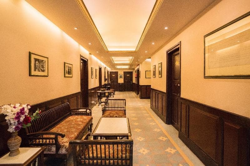 Palace On Ganges (Adults Only) 3