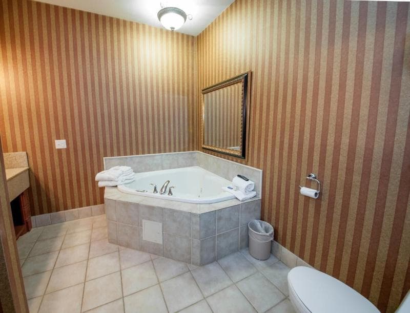 Bellissimo Hotel, Trademark by Wyndham Near Foxwoods Casino 4