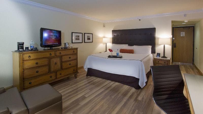Miami Lakes Hotel photo 1