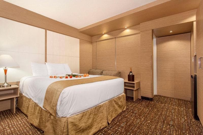 Ocean Beach Club Hotel 4
