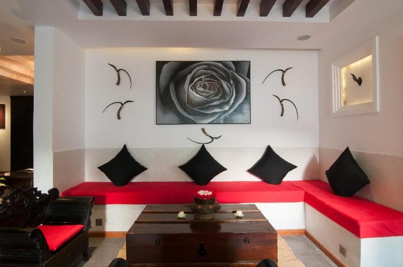 La Rose Suites photo 1