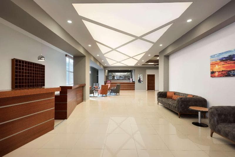 Hawthorn Suites By Wyndham Cerkezkoy 5