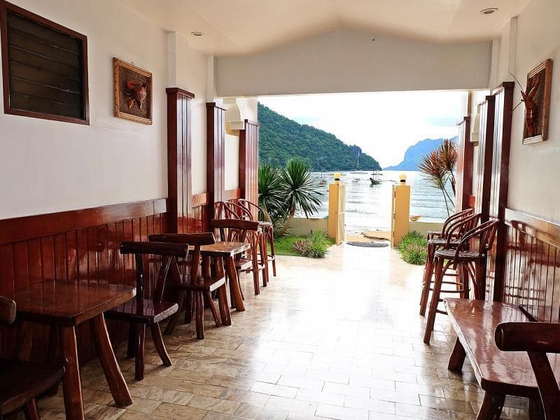 El Nido Beach Hotel 2