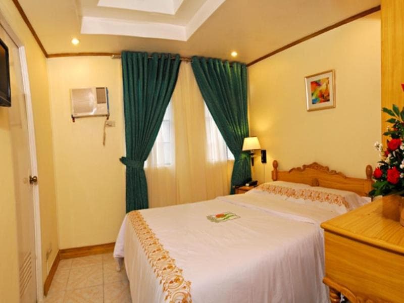 Sugarland Suites 3