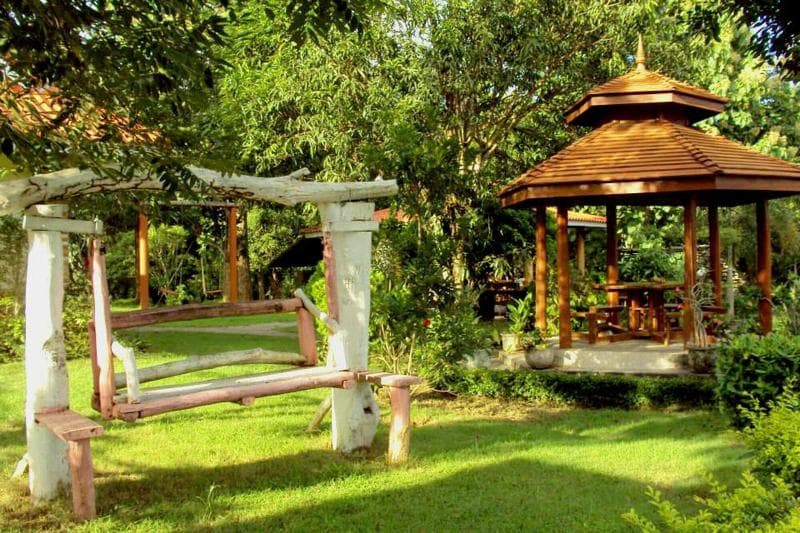Baan Phuthadol main