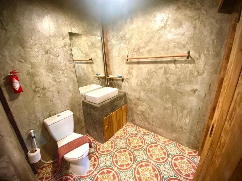 Kirina Retro House 4