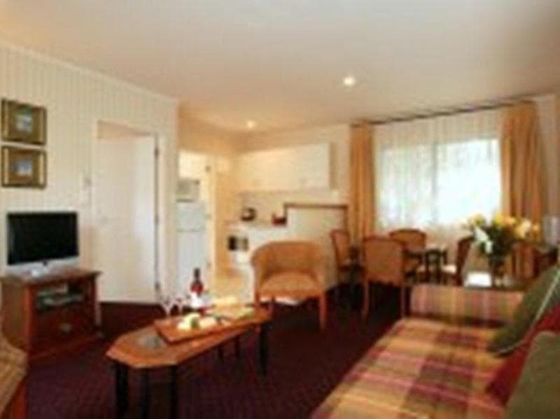 Cornwall Park Motor Inn 2