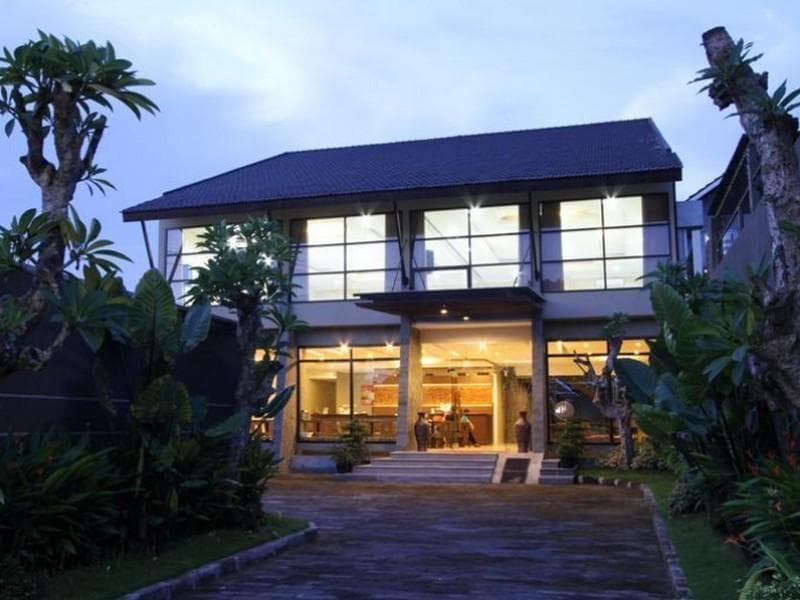 Ommaya Hotel And Resort 2