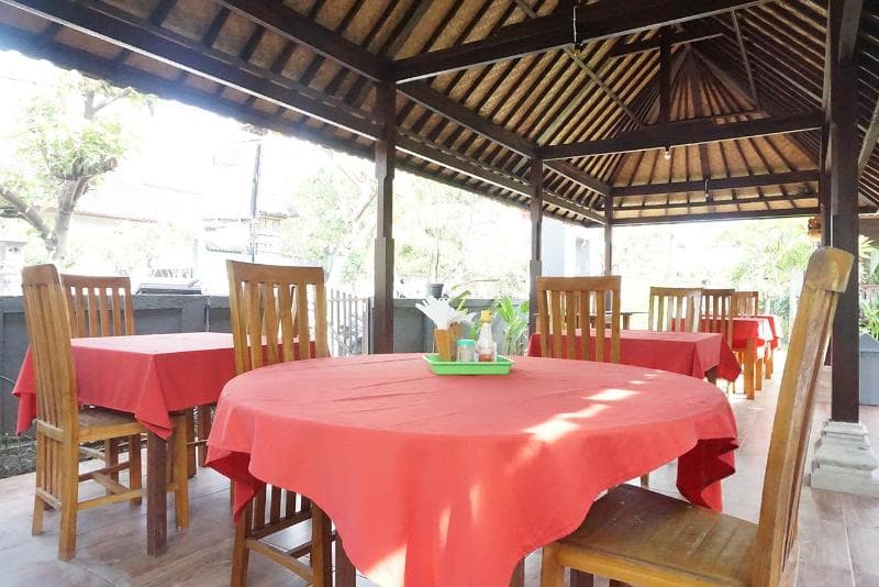 Nyoman Guesthouse main